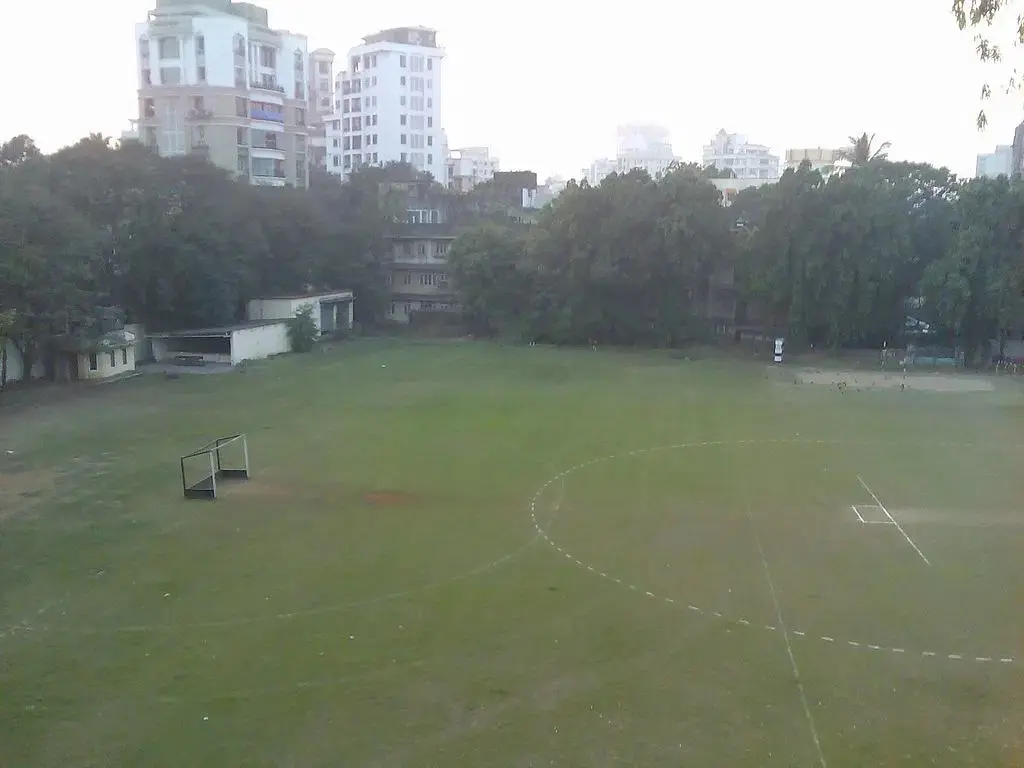 Guru Nanak Khalsa College of Arts, Science and Commerce: campus photo 4