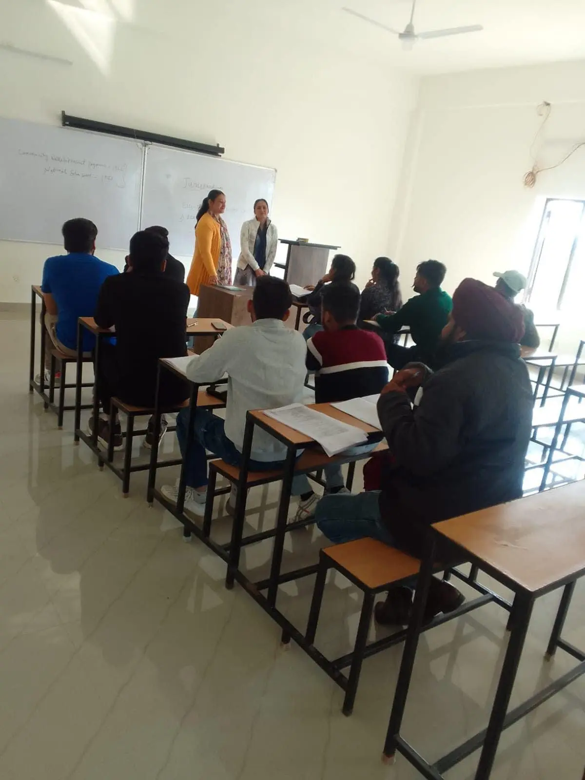 Guru Nanak Law College campus photo 8