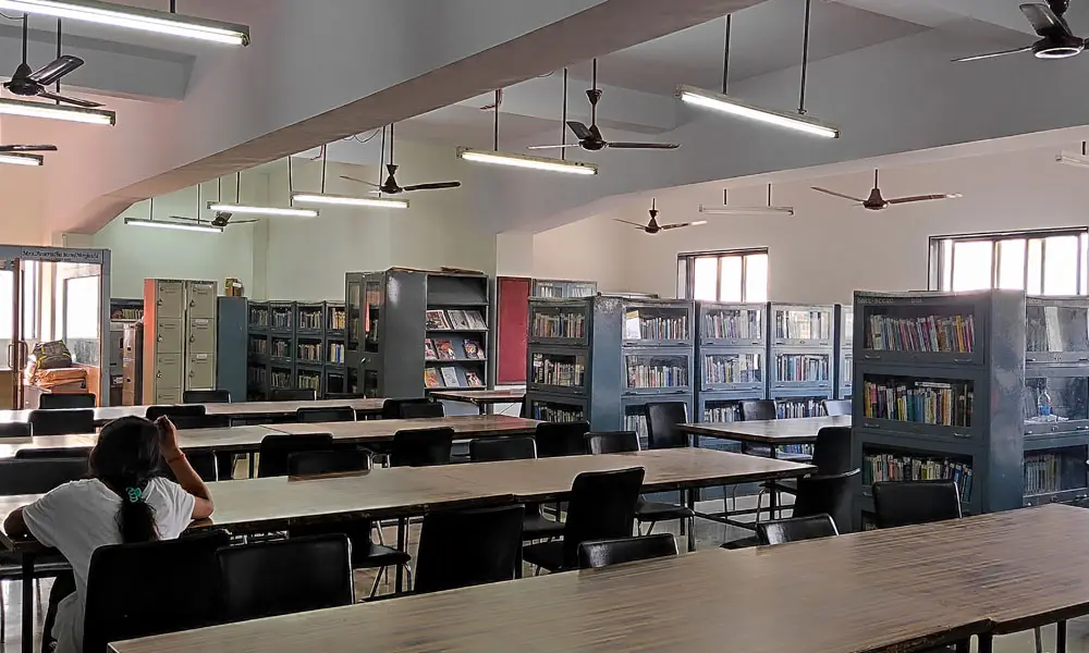 Guru Nanak Vidyak Societys Law College: campus photo 6