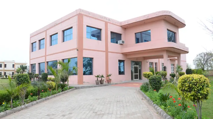 Guru Teg Bahadur College for Women Village Lehal Khurd, Lehragagga: campus photo 1