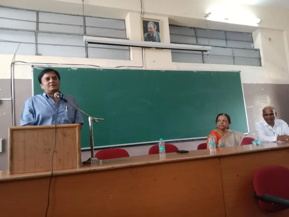 H.K.E. Society's, Sree Veerendrapatil Degree College of Science, Arts & Commerce, #231 campus photo 4
