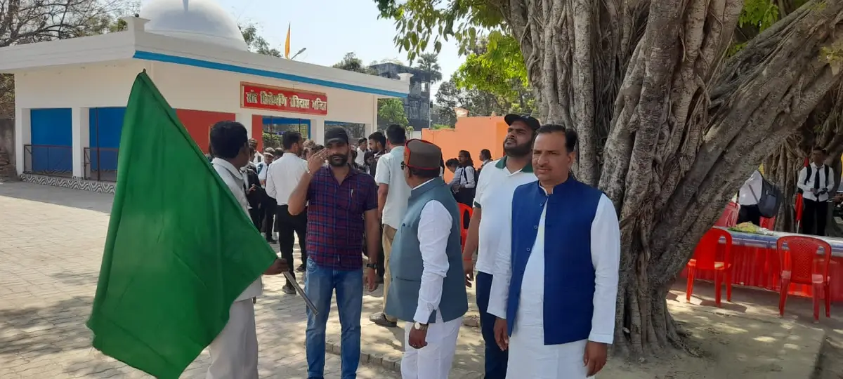 Heera Lal Yadav Law College, Sarojni Nagar campus photo 2