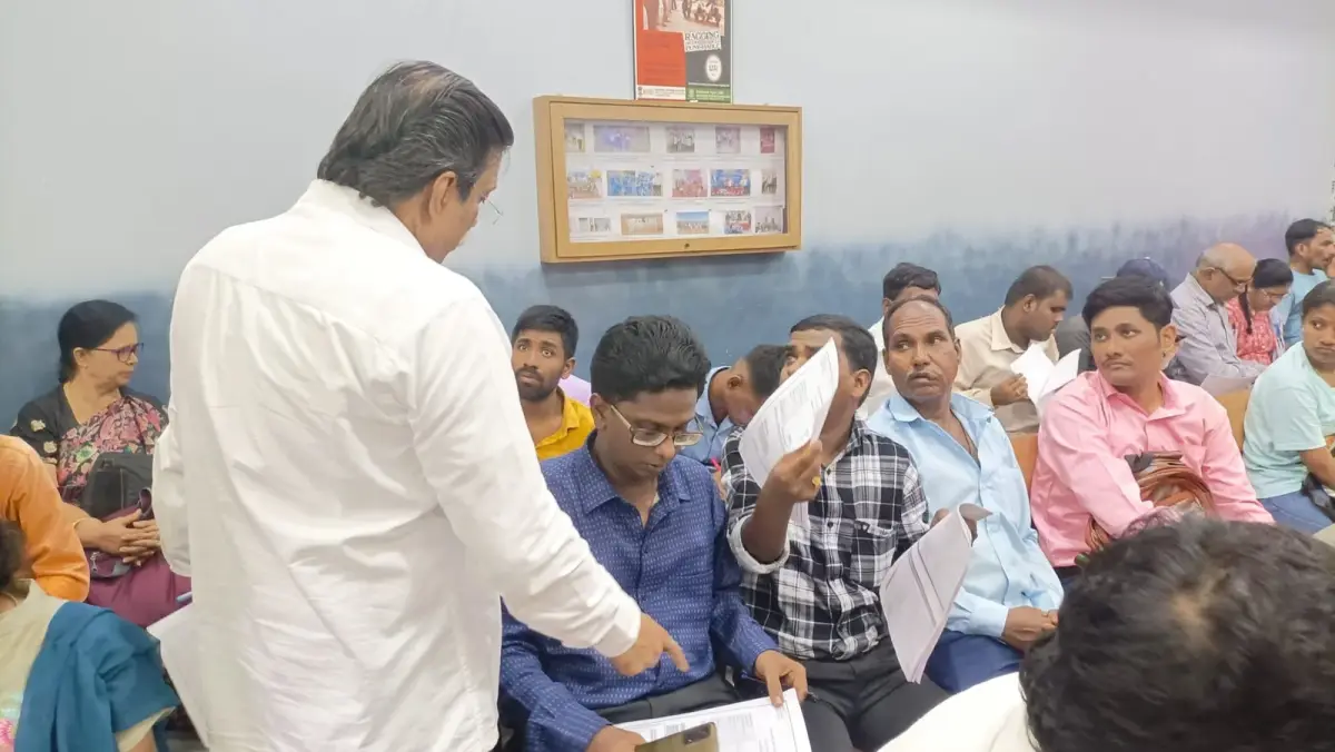 Hindi Vidya Prachar Samitis Ramniranjan Jhunjhunwala College campus photo 7