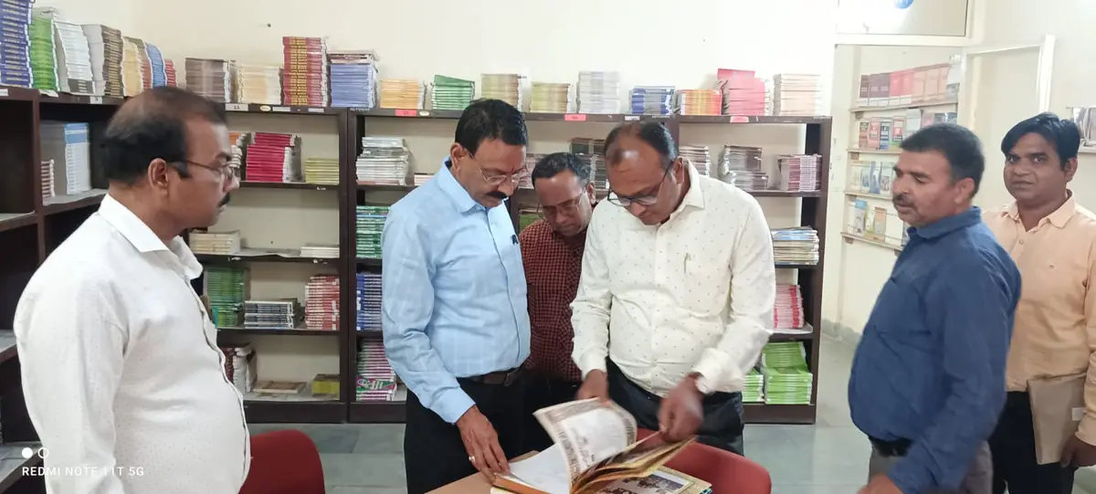 Hindupat Institute of Pharmacy Raghogarh: campus photo 2