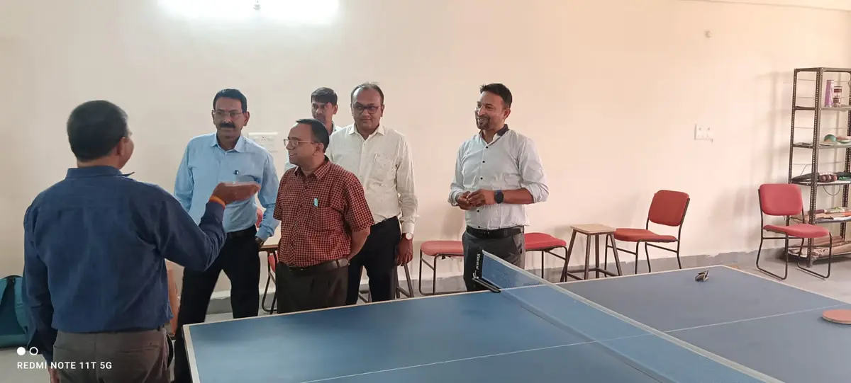 Hindupat Institute of Pharmacy Raghogarh: campus photo 1