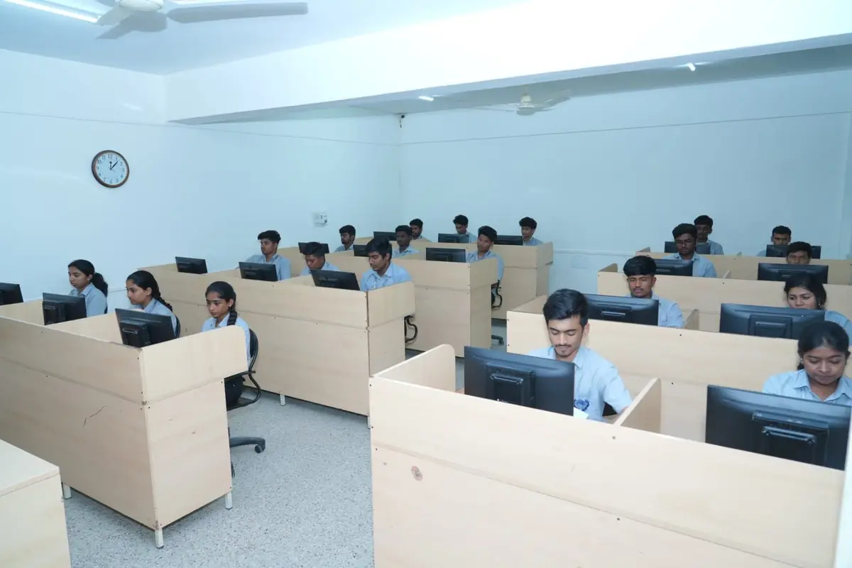 Hindustan Business School: campus photo 6