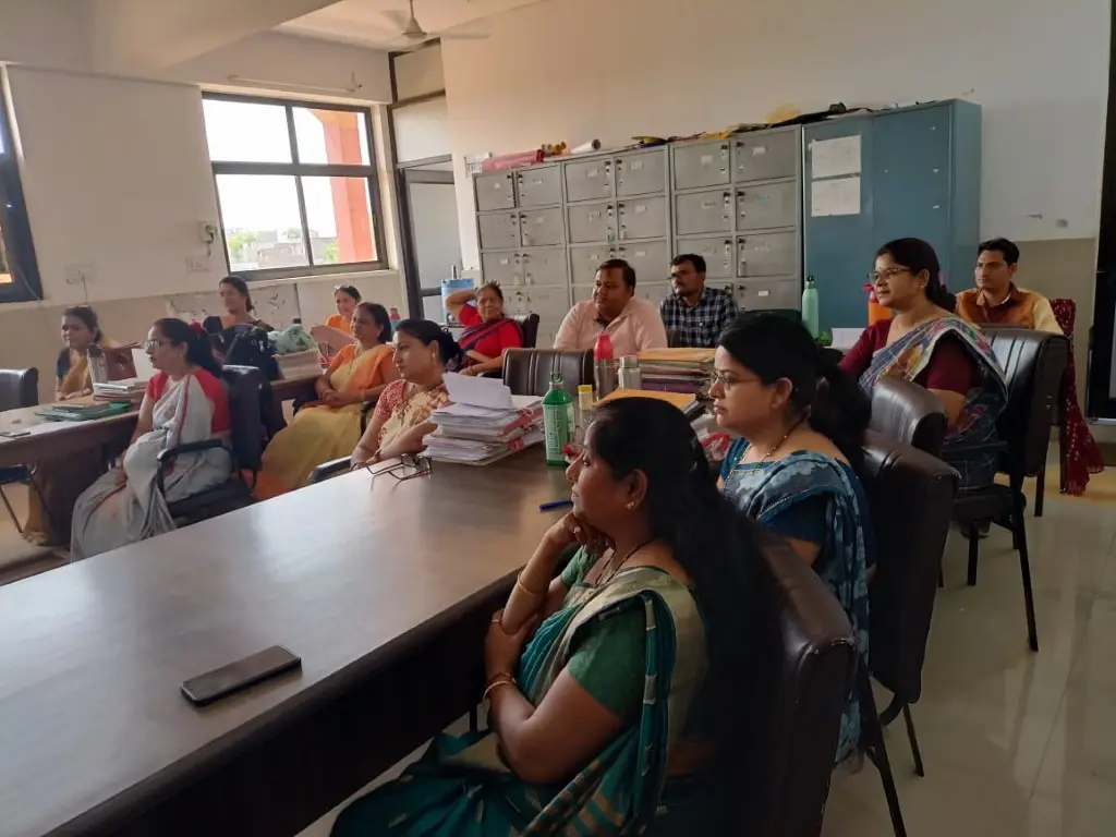 Hitkari Sahakari Mahila Shiksha Mahavidyalaya Arampura Dhakhar Kheri Teh: campus photo 1
