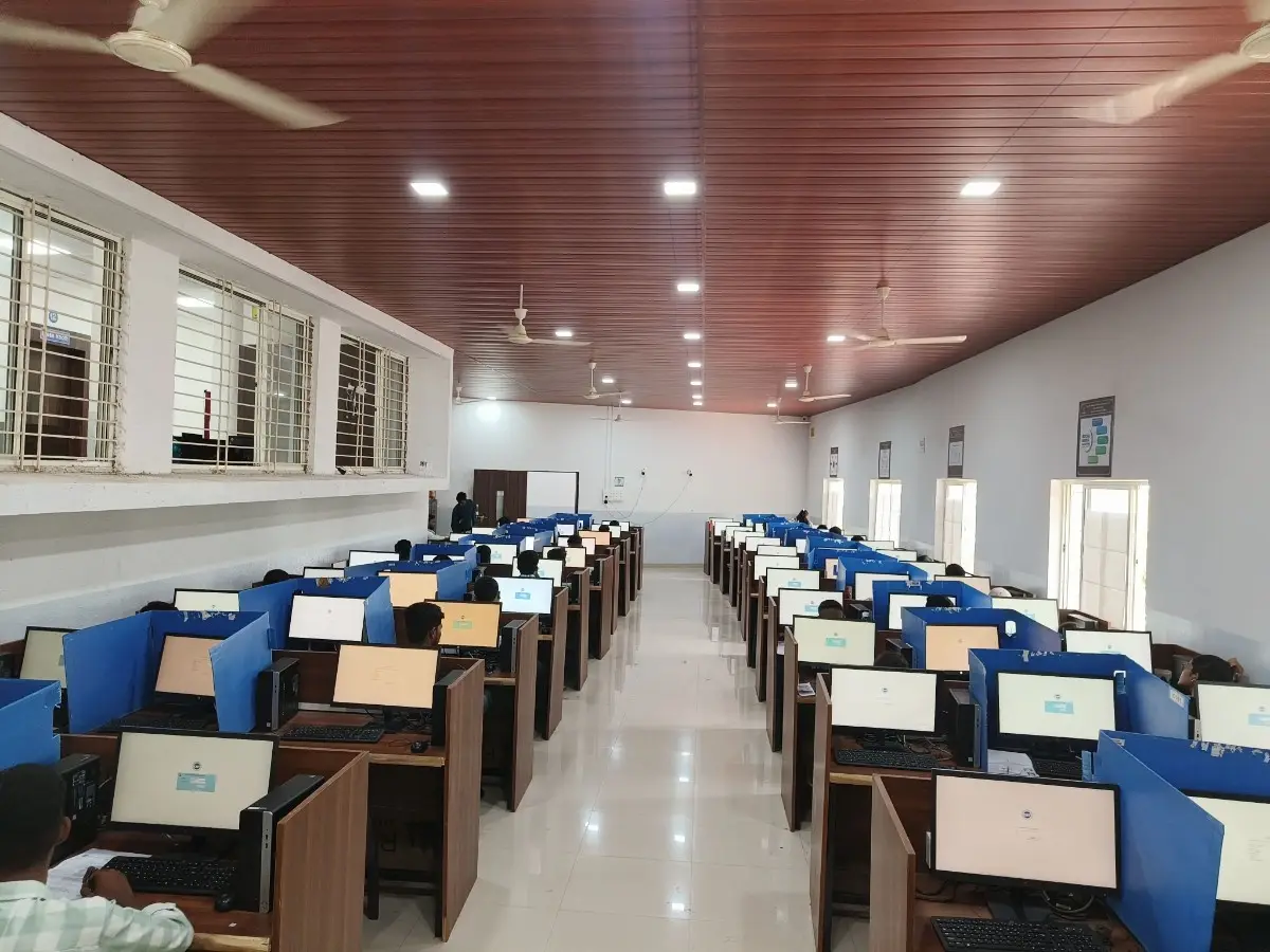 Hon. Shri Babanrao Pachpute Vichardhara Trust'S, Group of Institution'S, Faculty of Management campus photo 2