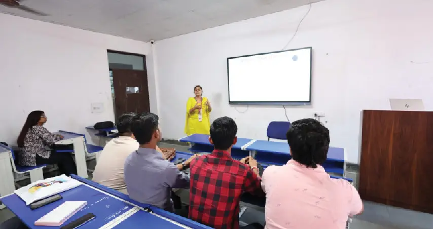 Iamr Law College Nine, Km, Stone: campus photo 2
