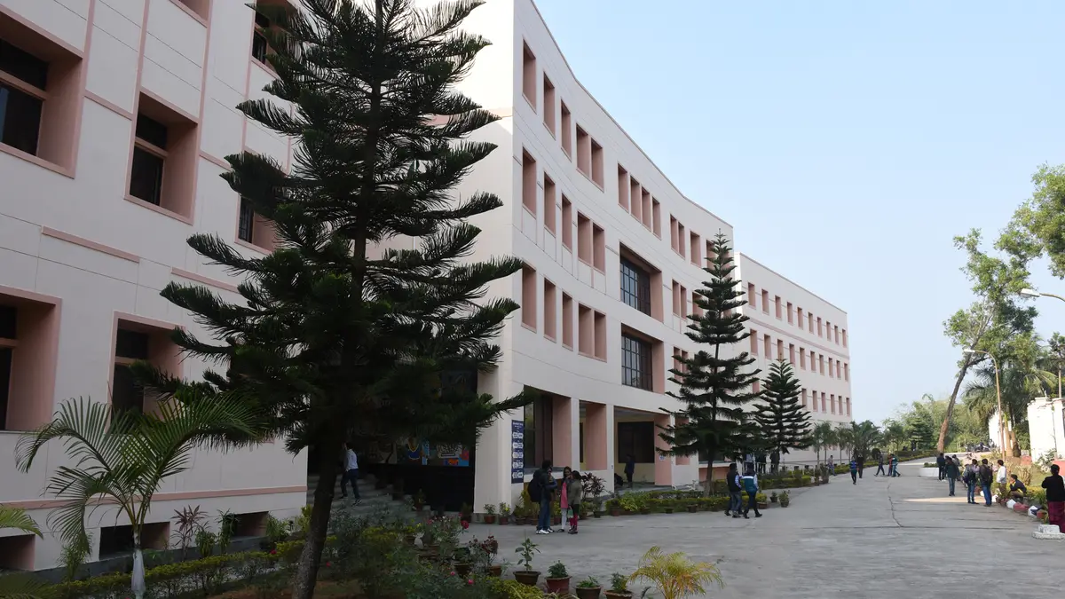 IB campus photo 1