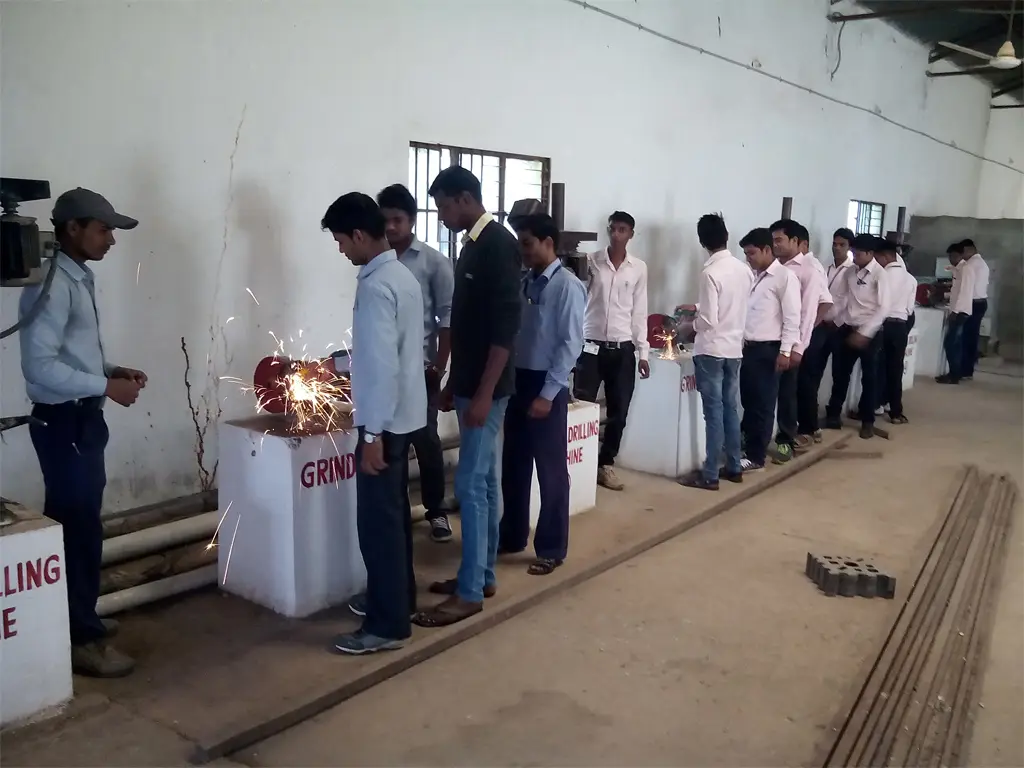 Ideal School of Engineering Jhinkharada Khurda: campus photo 6
