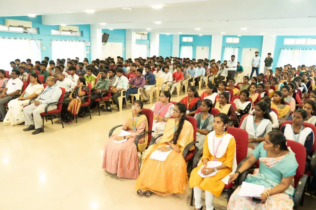 IFET College of Engineering: campus photo 4