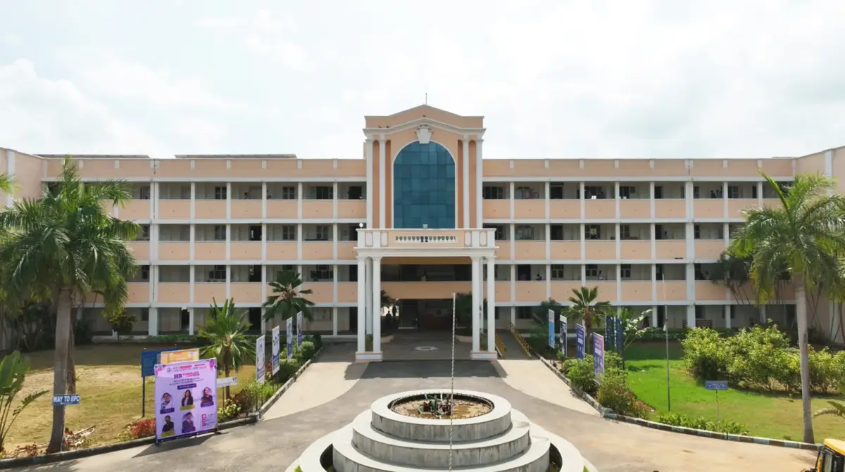 IFET College of Engineering: campus photo 1