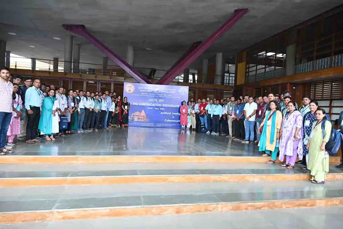 IIITV campus photo 4
