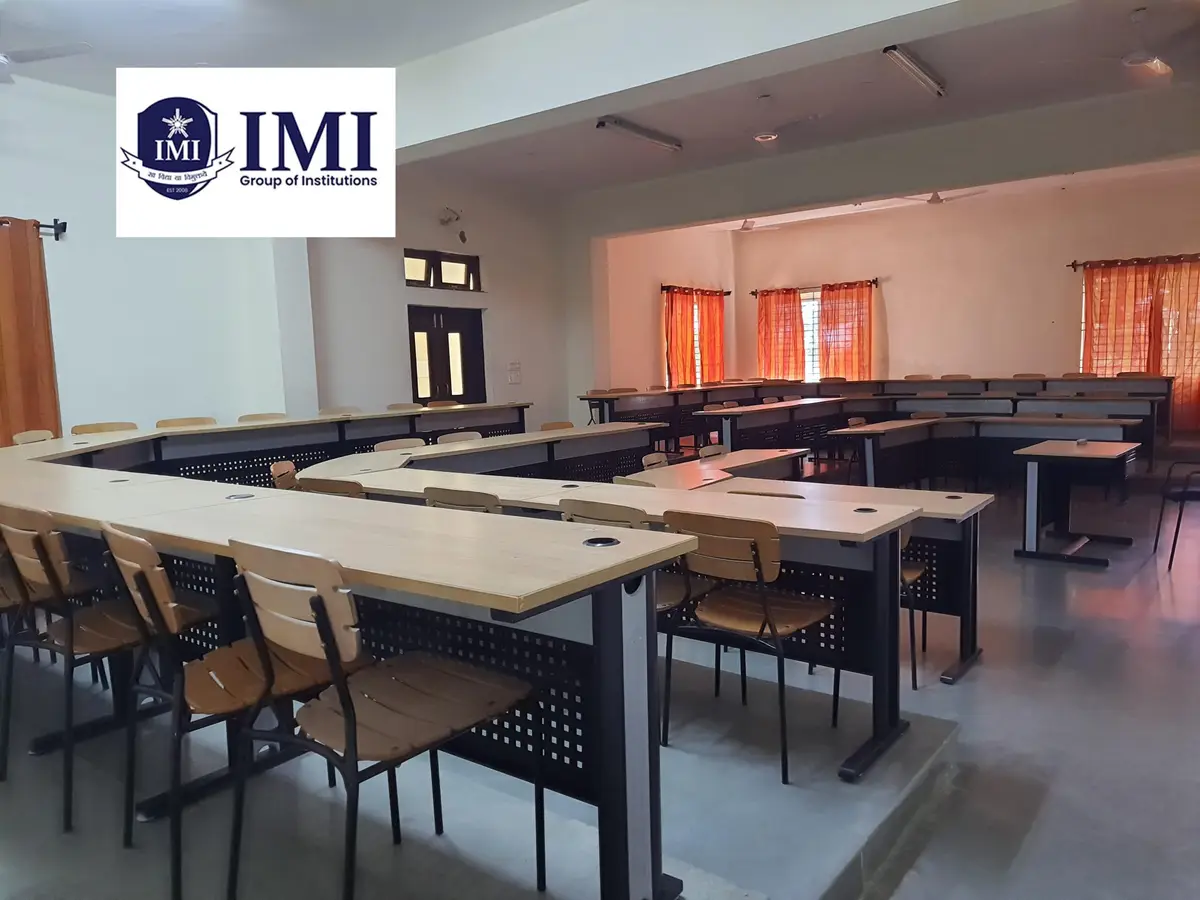 Imi Pharmaceutical Studies: campus photo 5