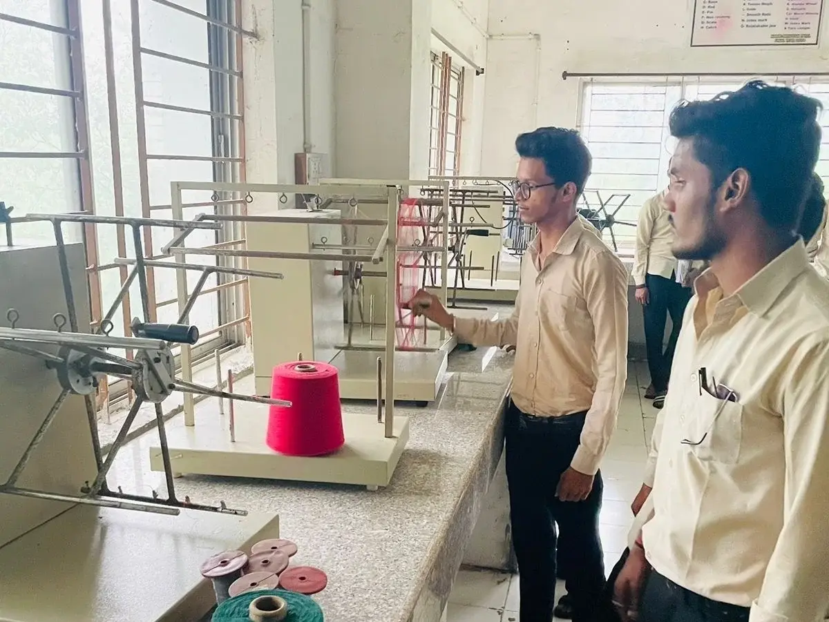 INDIAN INSTITUTE OF HANDLOOM TECHNOLOGY, Janjgir – Champa: campus photo 7