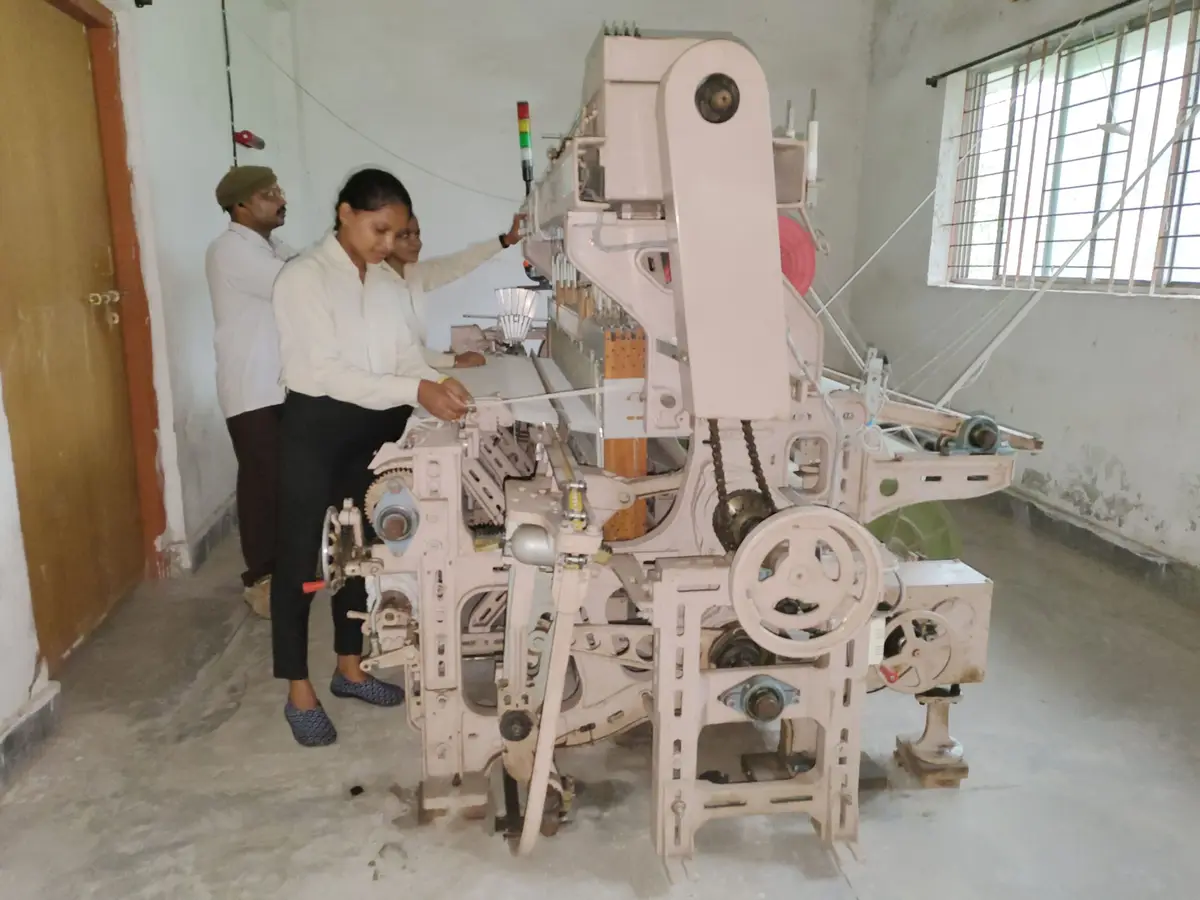 INDIAN INSTITUTE OF HANDLOOM TECHNOLOGY, Janjgir – Champa: campus photo 1