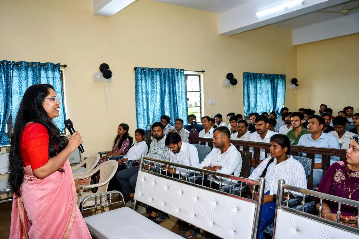Indore Mahavidyalaya Indore: campus photo 3