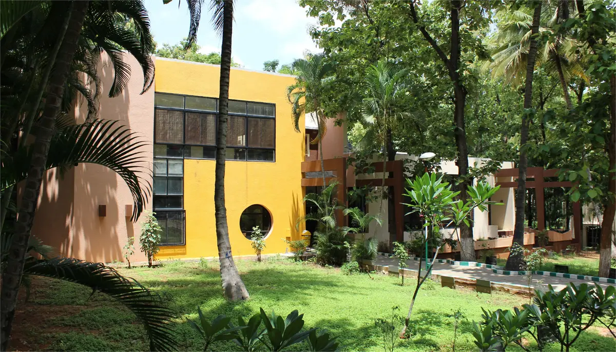IBA campus photo 8