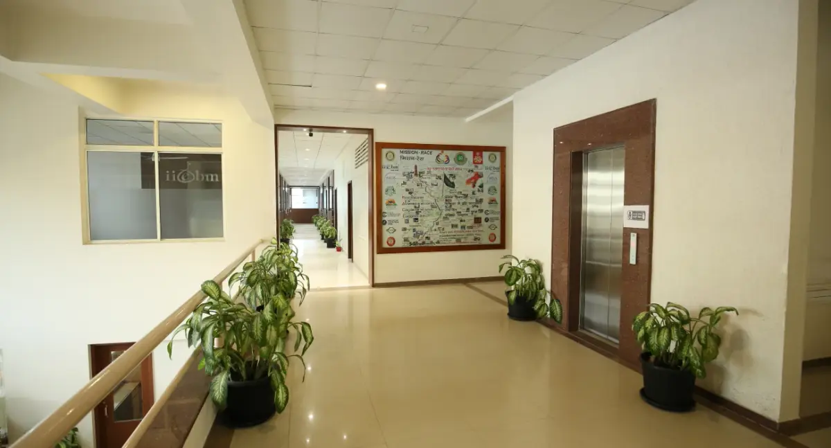 Indus Business School: campus photo 6