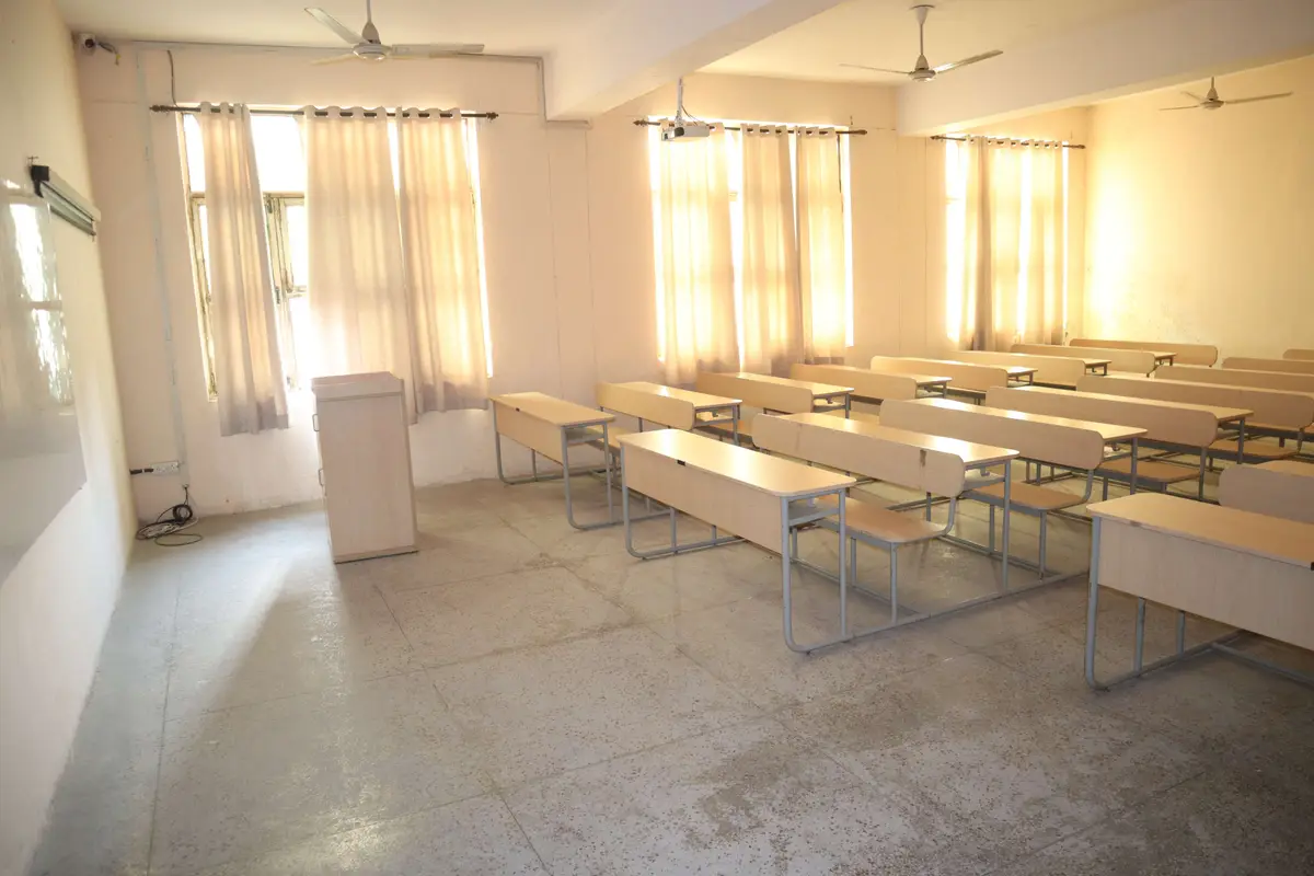 Innovative Institute of Law Plat No. 6: campus photo 5