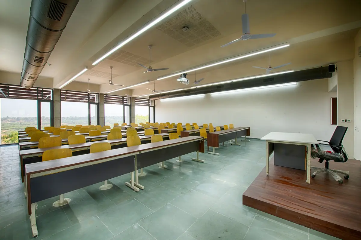 Institute Of Advanced Research: campus photo 2