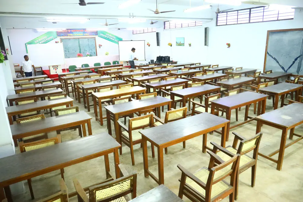 IOCMM campus photo 2
