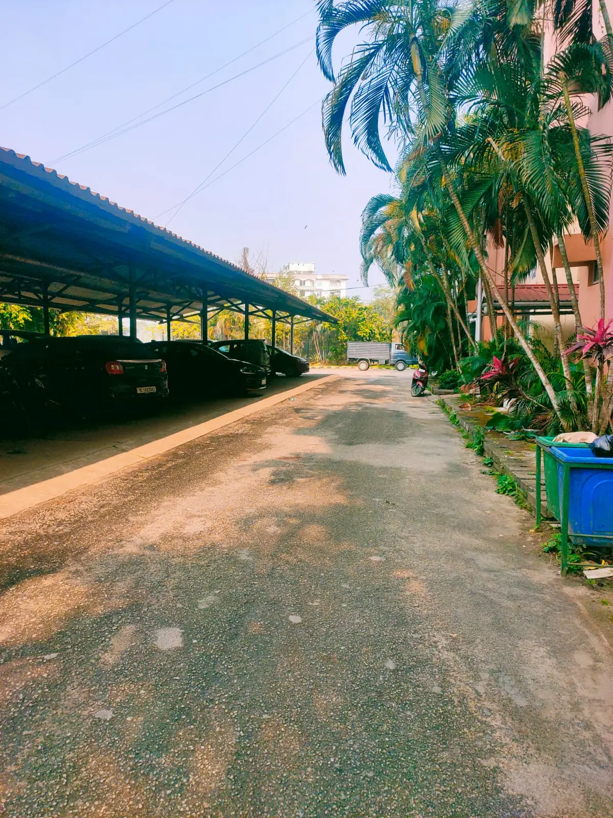 IHM campus photo 2