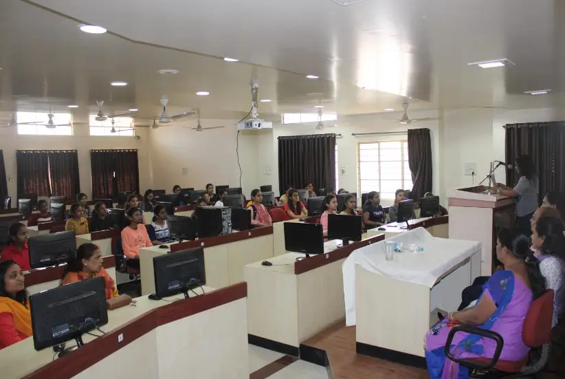 Institute of Management campus photo 8
