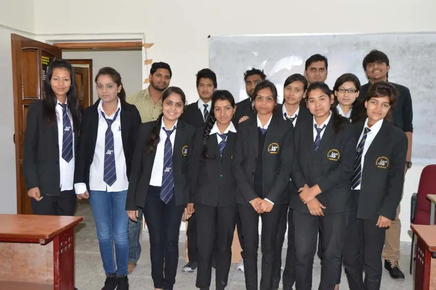IOMMAT campus photo 2