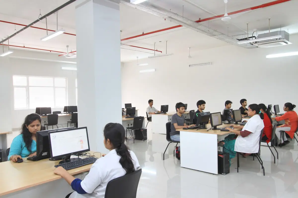 Iq City Institute of Pharmaceutical Sciences campus photo 4