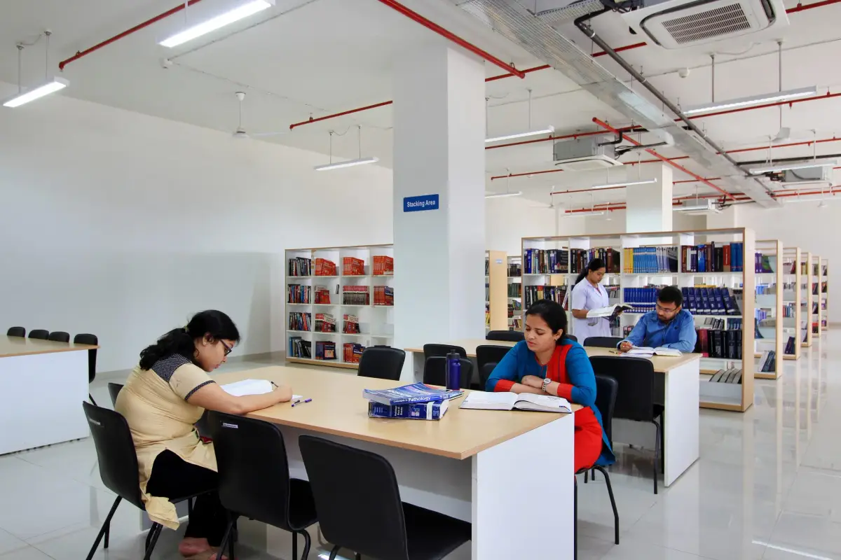 Iq City Institute of Pharmaceutical Sciences campus photo 3