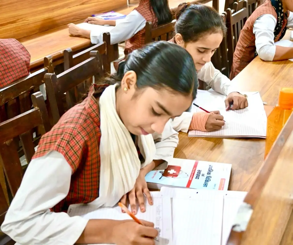 Ismail National Mahila College Budhana Gate Meerut: campus photo 5