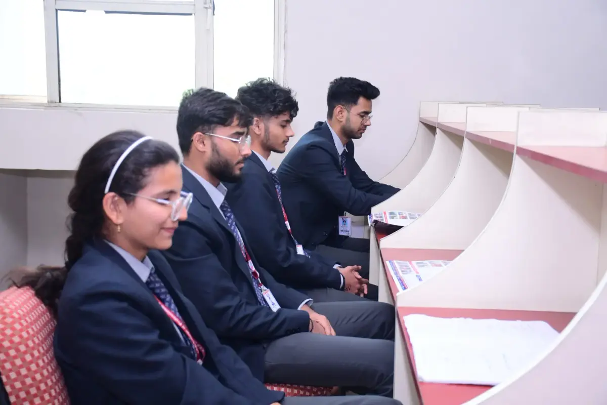 Its College of Professional Studies: campus photo 5
