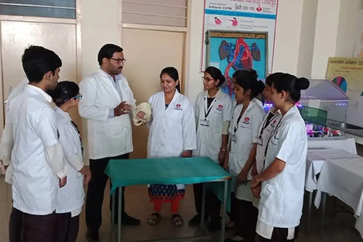 Iyns College of Nursing: campus photo 3