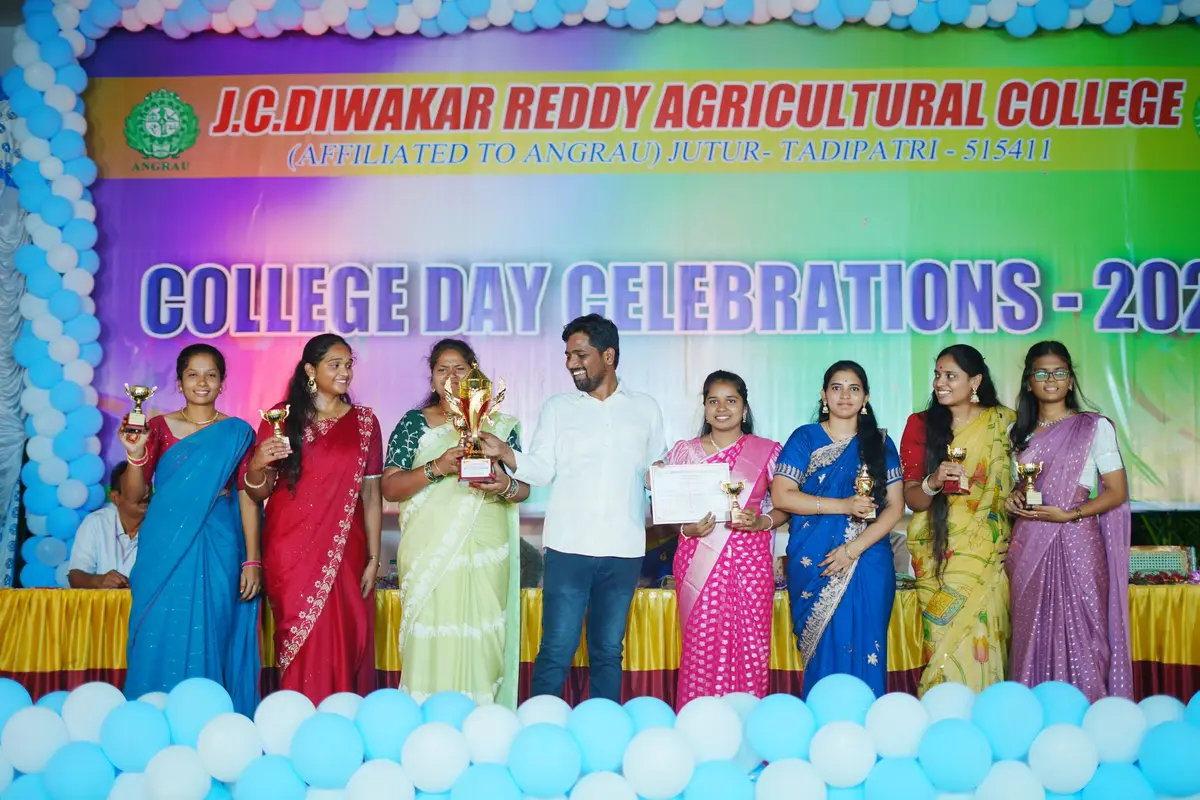 J.C.Diwakar Reddy Agricultural College, Tadiptri: campus photo 4