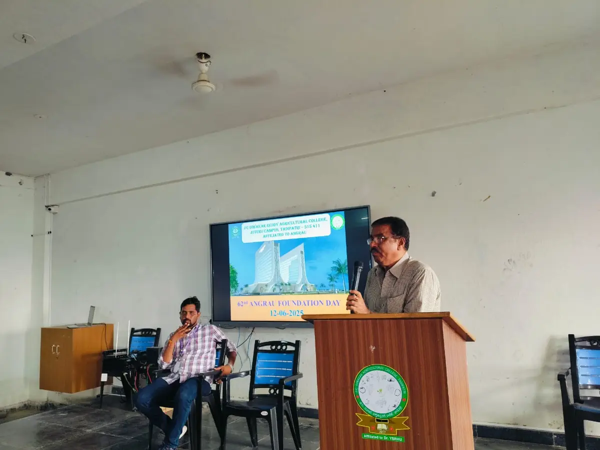 J.C.Diwakar Reddy Agricultural College, Tadiptri: campus photo 3