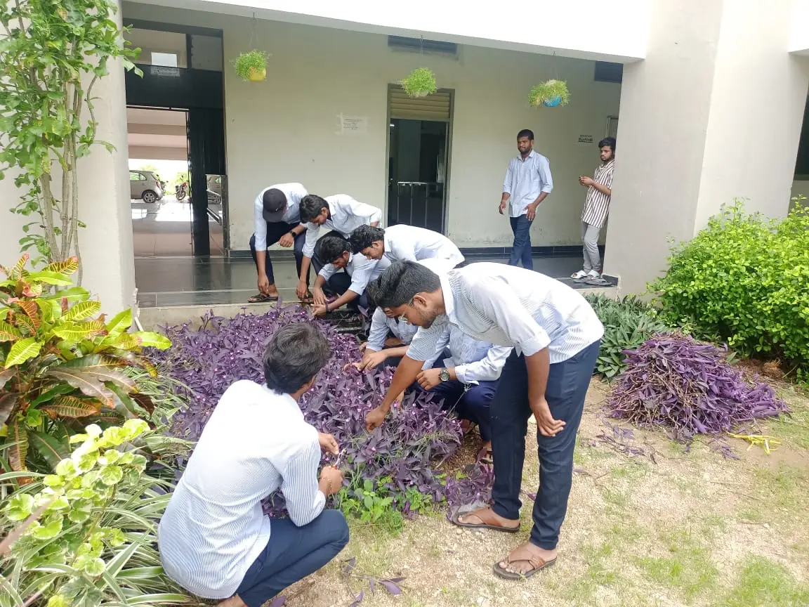 J.C.Diwakar Reddy Agricultural College, Tadiptri: campus photo 1