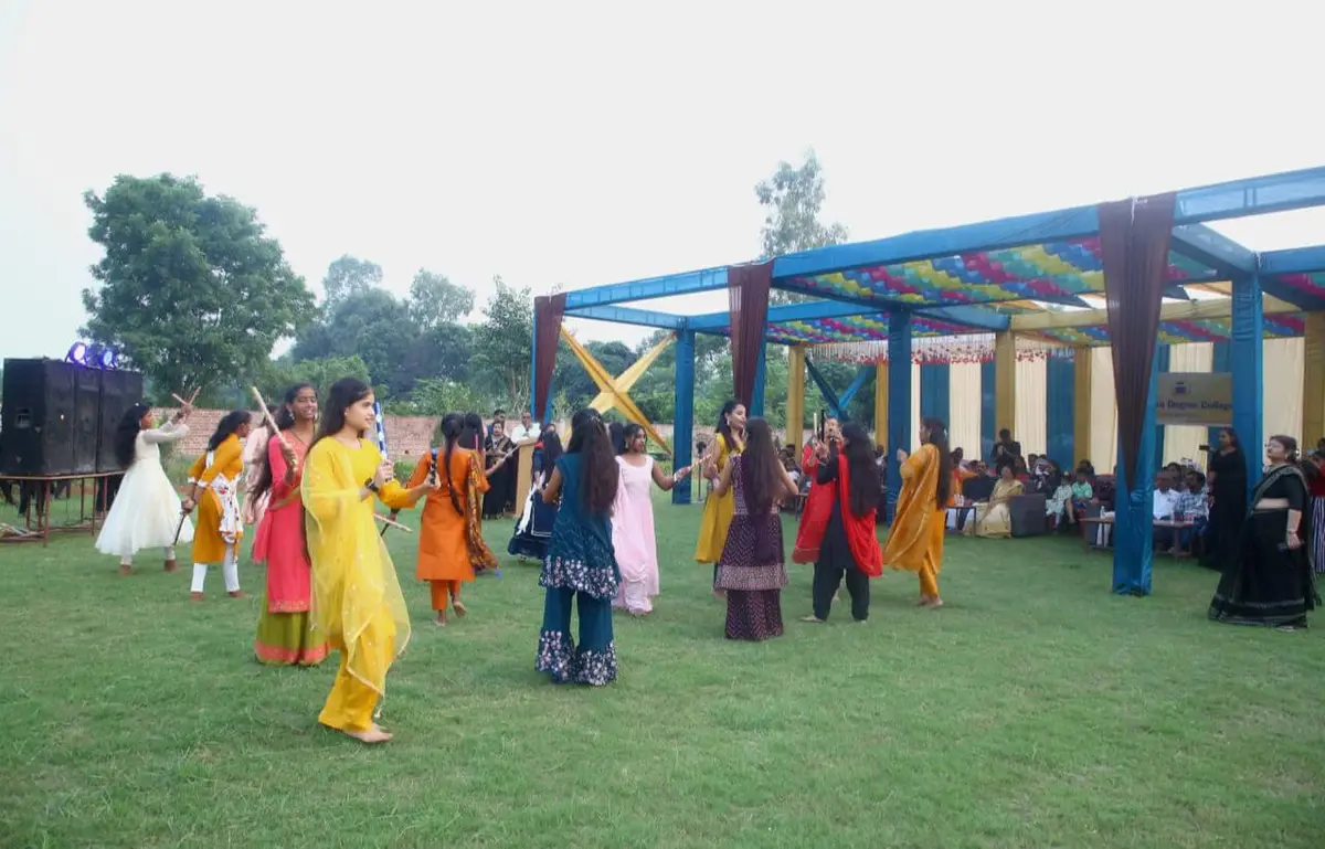J J Gyan Girls College: campus photo 2