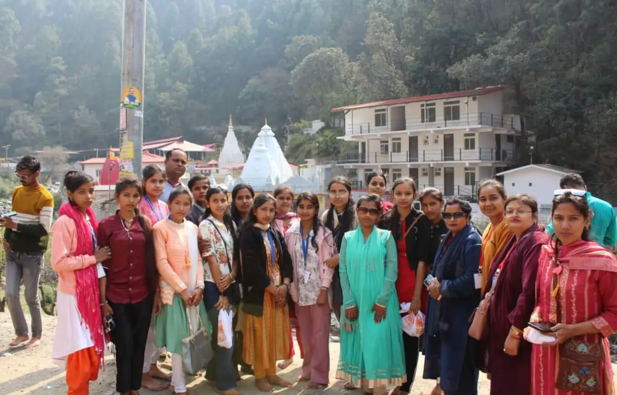 J J Gyan Girls College: campus photo 7