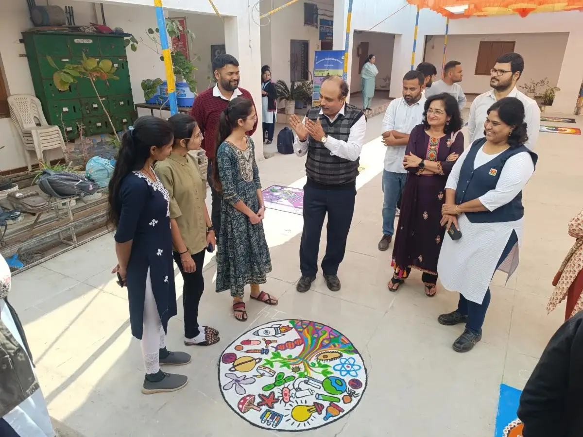 J M Science College, Veraval: campus photo 8