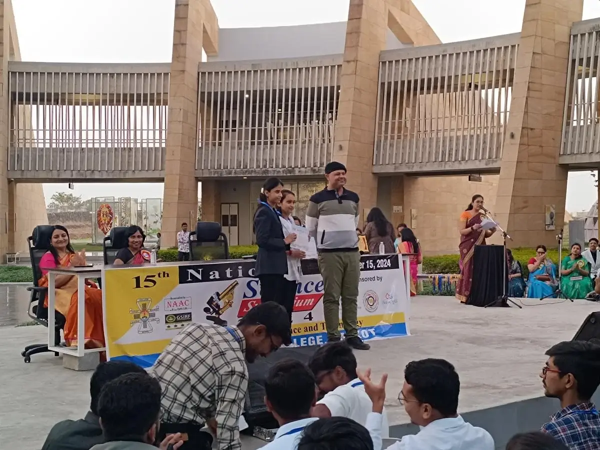 J M Science College, Veraval: campus photo 4