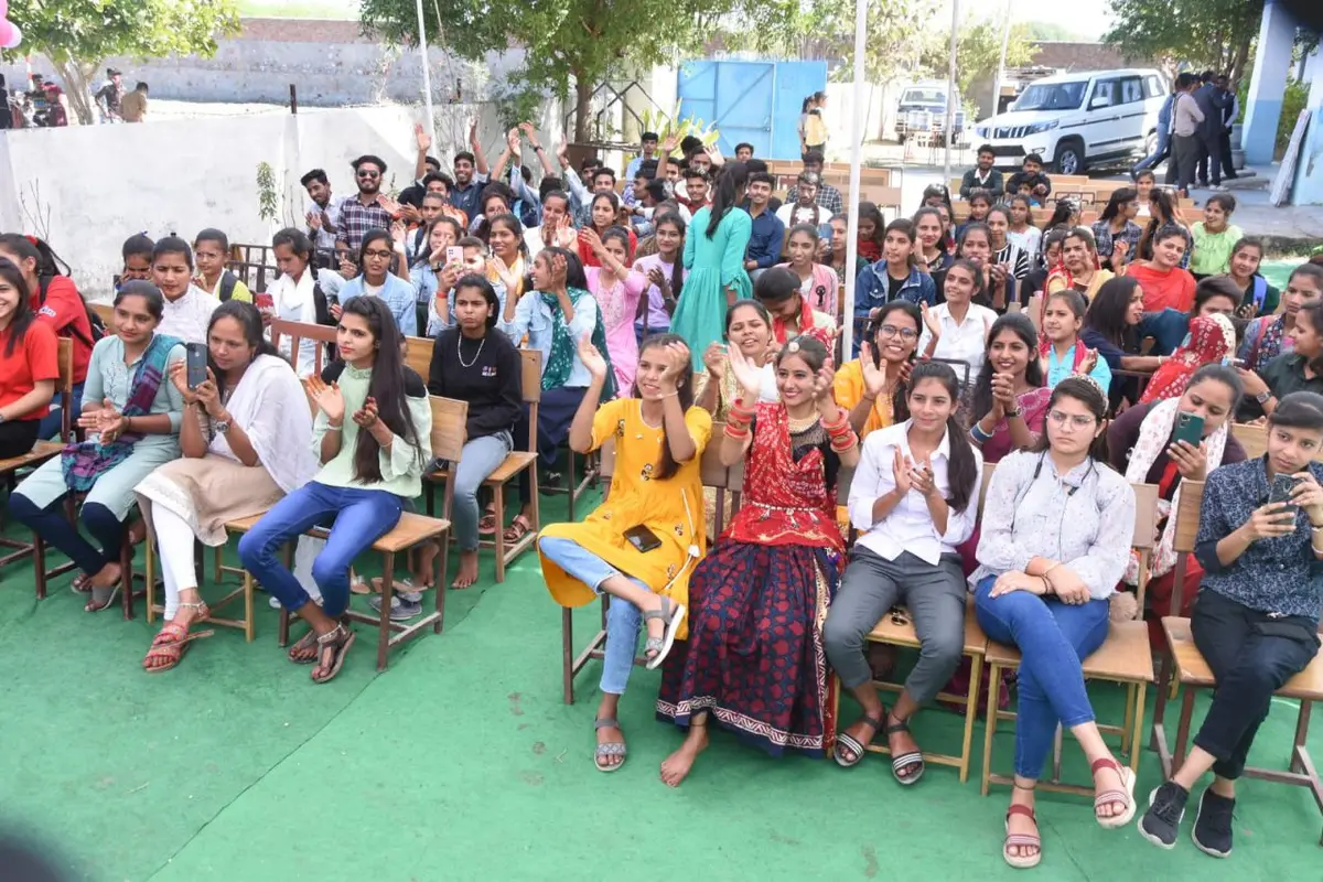 J.R. College: campus photo 4