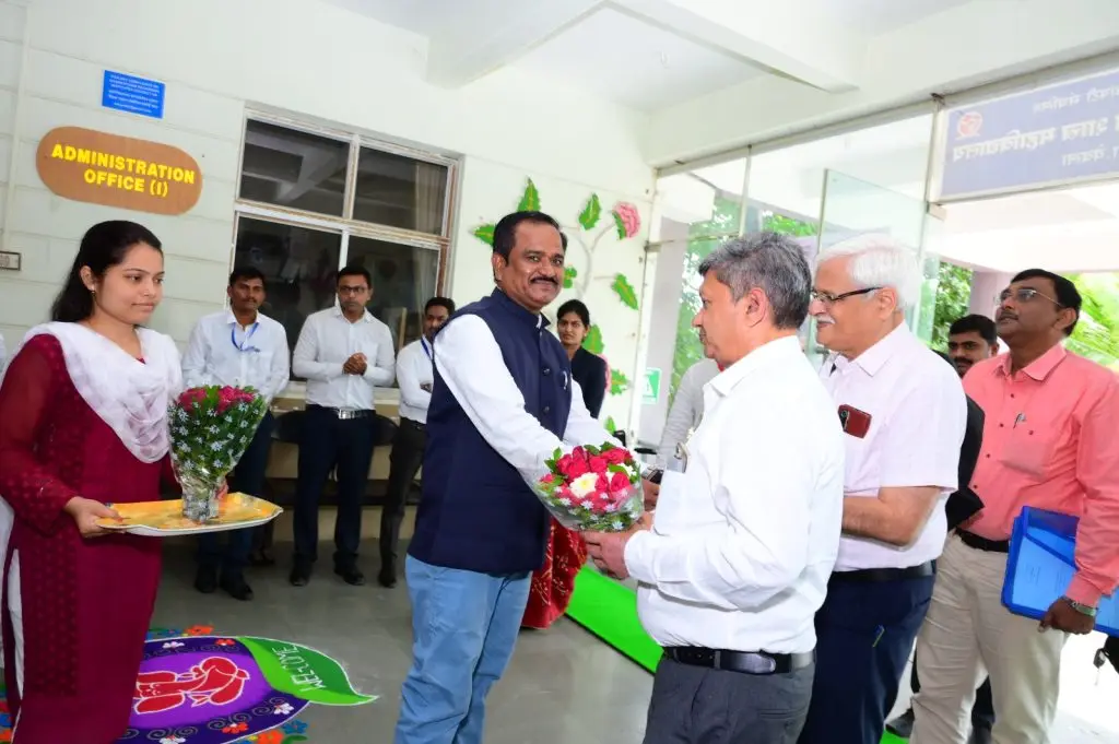 Jagdamba Education Societys S.N.D.College of Pharmacy, Babhulgaon: campus photo 1