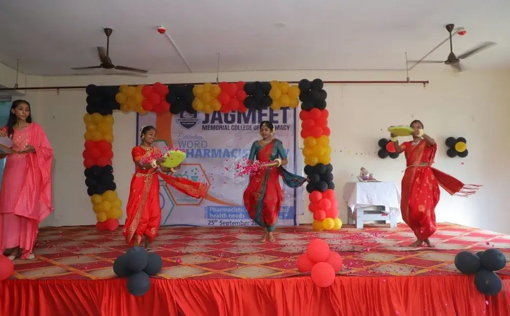 Jagmeet Memorial College of Pharmacy Bavanpur Chandpur Bijnor: campus photo 2