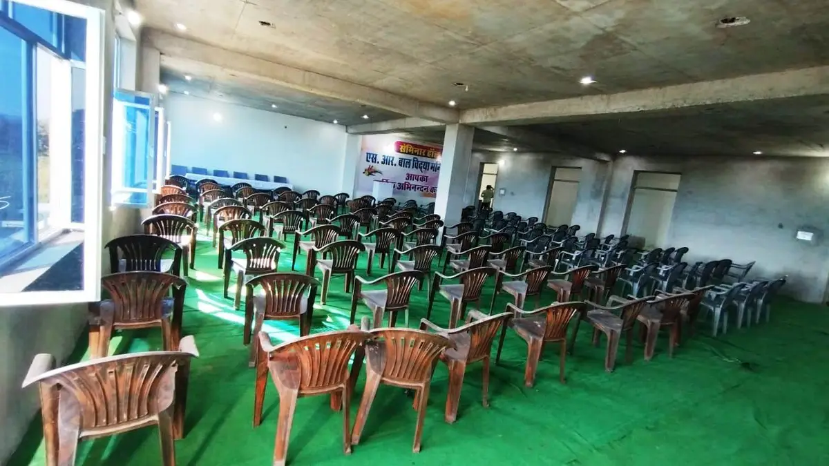 Jai Baba Amarnath T T School: campus photo 5