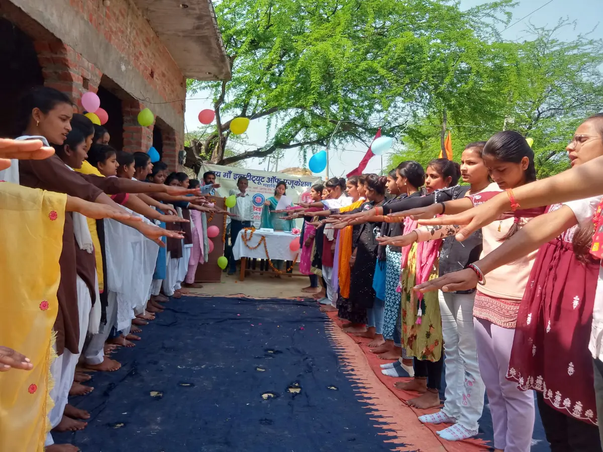 Jai Maa Instt. of Education Kharra Agra Oad Mainpuri: campus photo 1