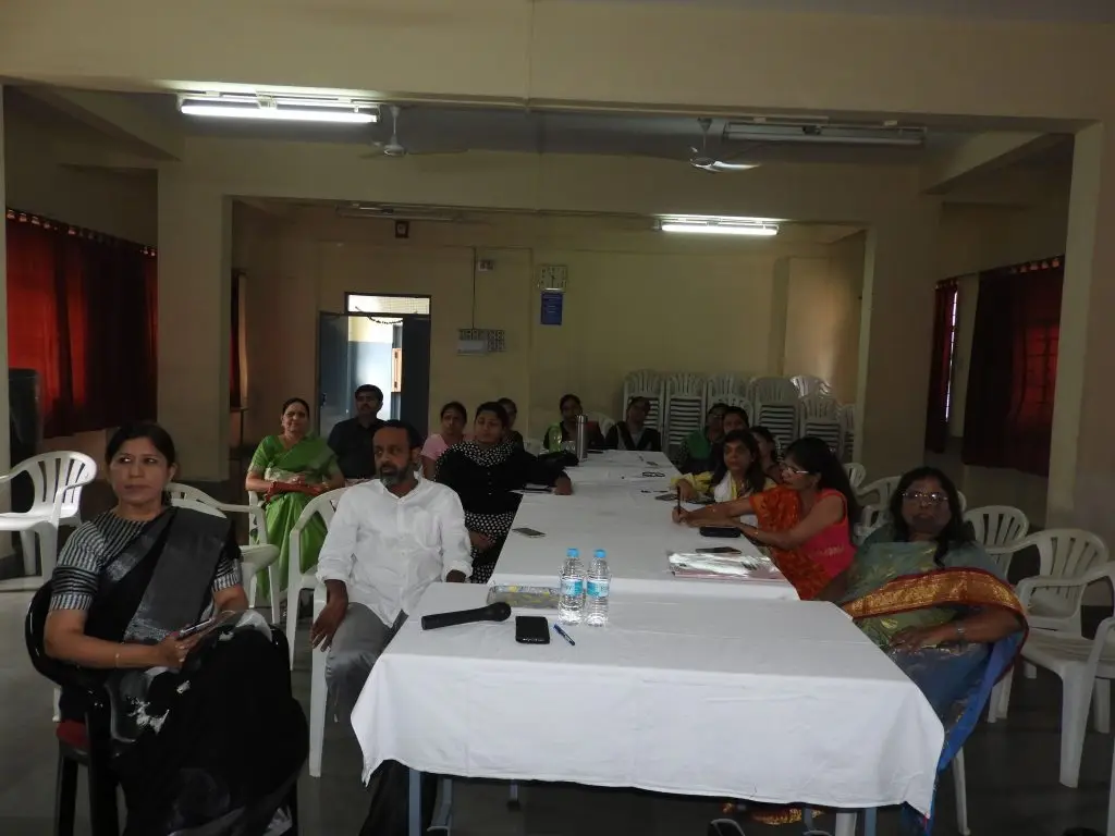JaiHind Sindhu Education Trust's Manghanmal Udharam College of Commerce: campus photo 3