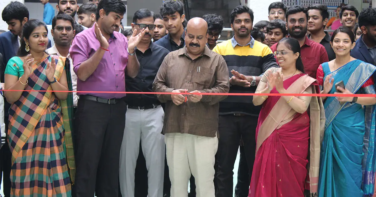 JIOBM campus photo 5