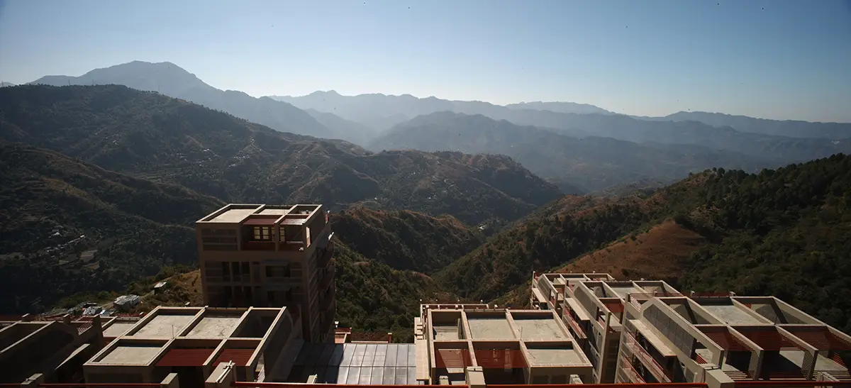 JUIT campus photo 4